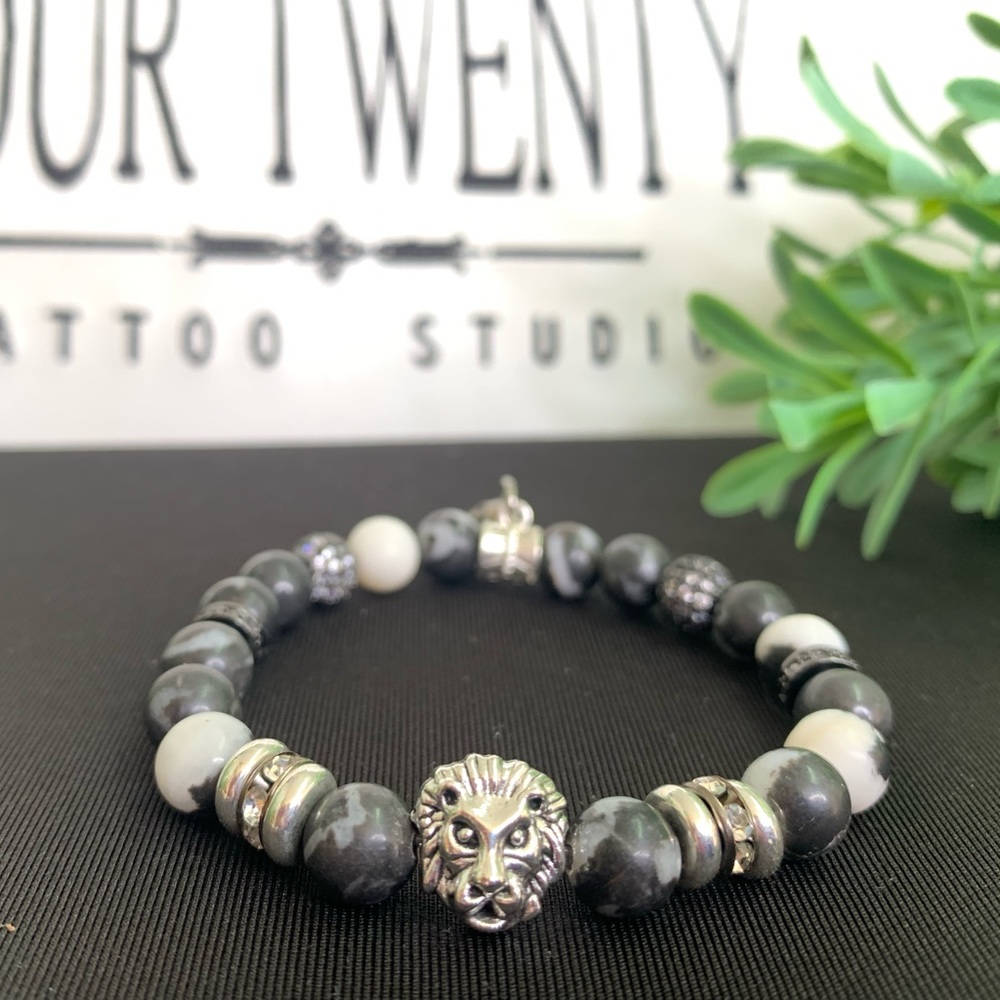Women's Natural Black White Zebra Jasper Bracelet